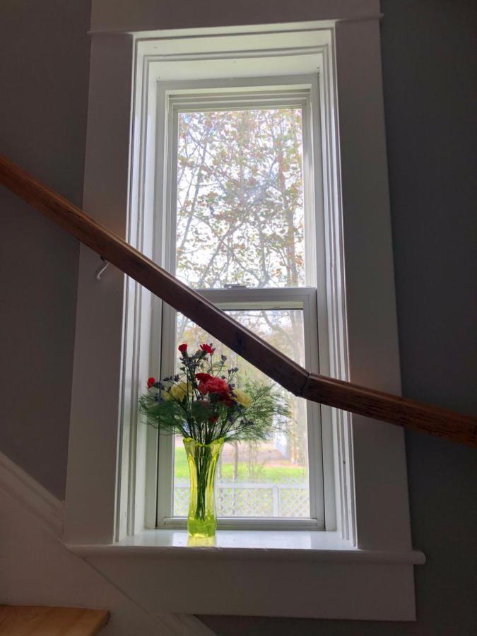 Pleasant Street Inn Parrsboro エクステリア 写真